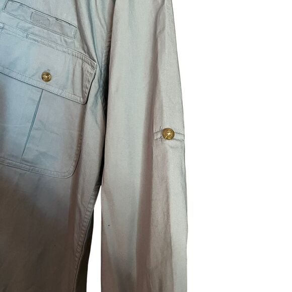 Cabelas light blue button down fishing / utility shirt. - Picture 9 of 9